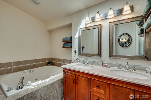 307 NE 134TH Circle, Vancouver, WA 98685