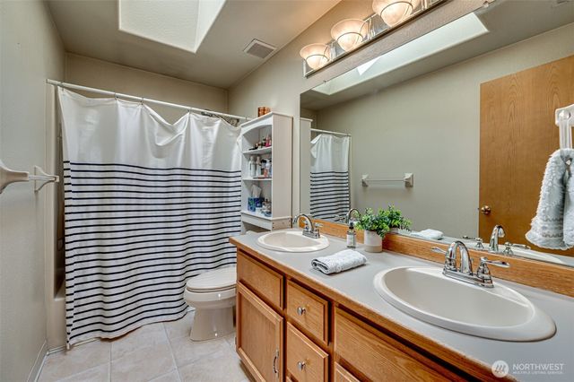 307 NE 134TH Circle, Vancouver, WA 98685