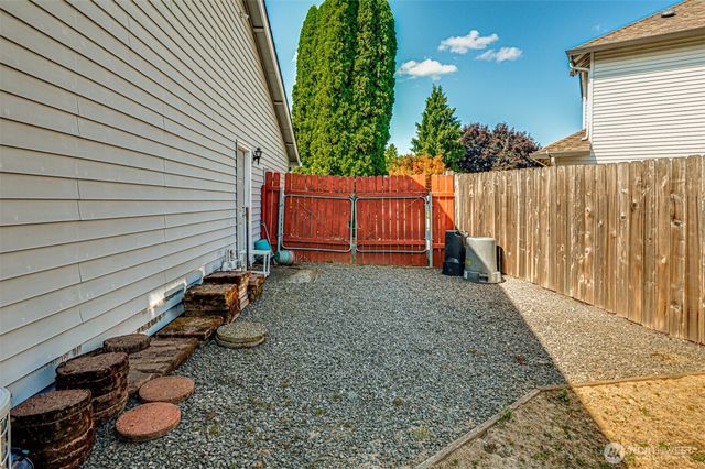 307 NE 134TH Circle, Vancouver, WA 98685