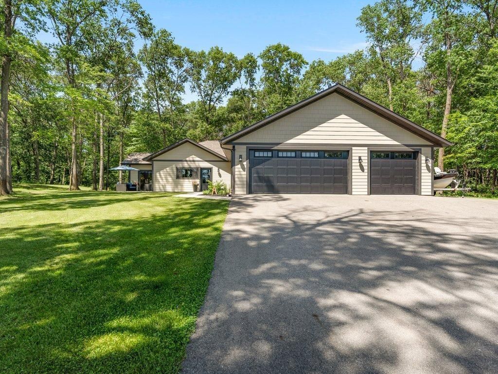1556 Maplewood Ridge Road, Brainerd, MN 56401