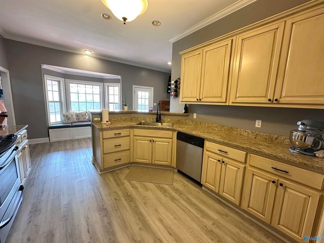 115 St Thomas Drive, Rainbow City, AL 35906