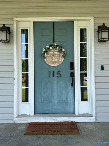 115 St Thomas Drive, Rainbow City, AL 35906