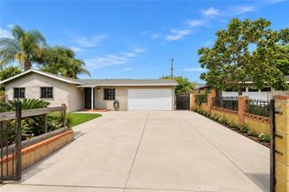 2011 W Wilshire, Santa Ana, CA 92704