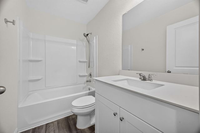 507 Red Fish LN, Hutto, TX 78634