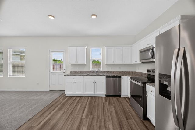 507 Red Fish LN, Hutto, TX 78634