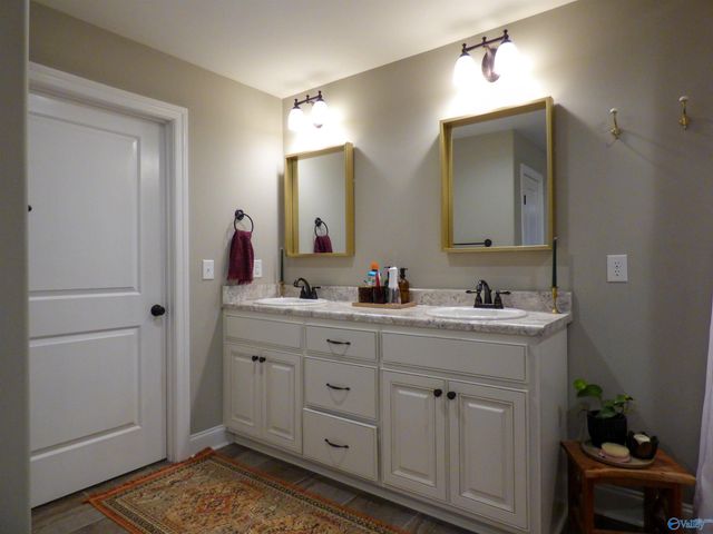 112 Compass Hill Circle, Toney, AL 35773