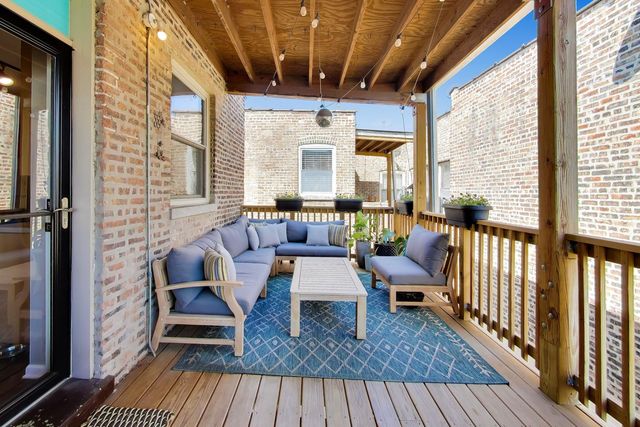 6253 N Magnolia Avenue 3, Chicago, IL 60660