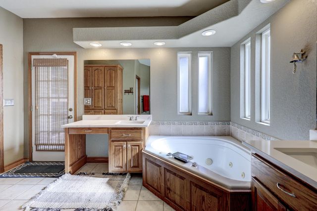 4314 Wisteria Way, Joplin, MO 64801