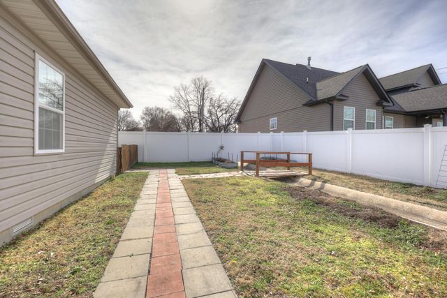 4314 Wisteria Way, Joplin, MO 64801