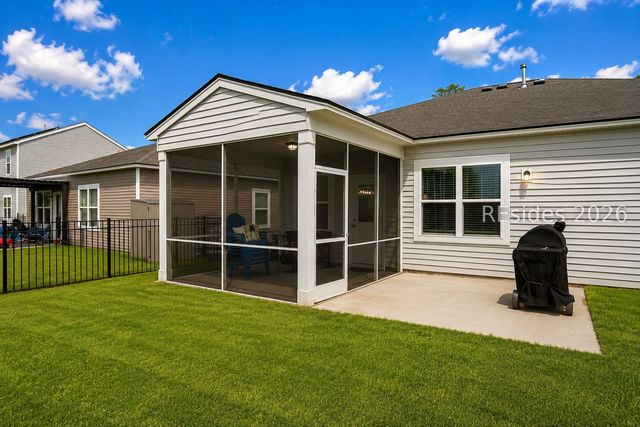 25 Pacolet Ln, Beaufort, SC 29906