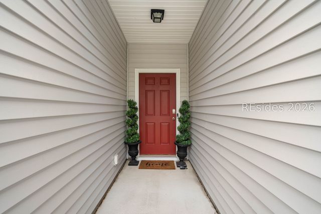 25 Pacolet Ln, Beaufort, SC 29906