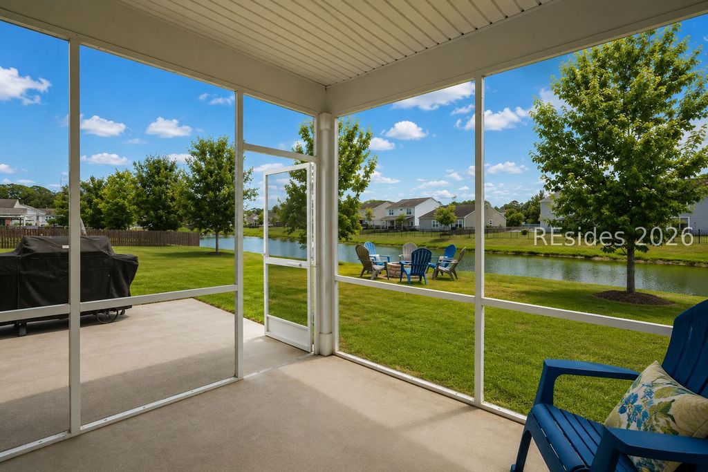 25 Pacolet Ln, Beaufort, SC 29906