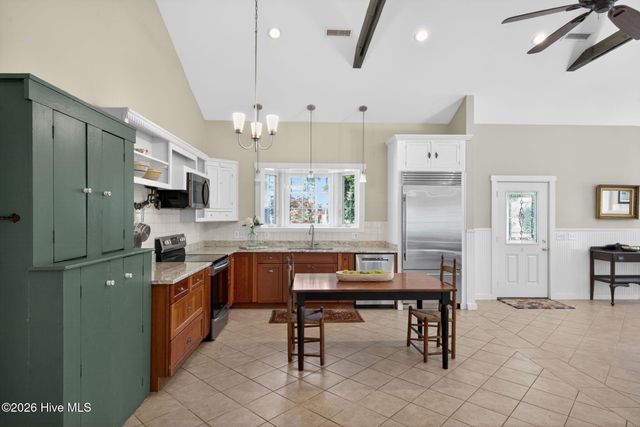 2265 Lakebay Road, Vass, NC 28394