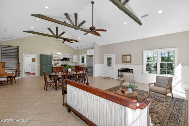 2265 Lakebay Road, Vass, NC 28394