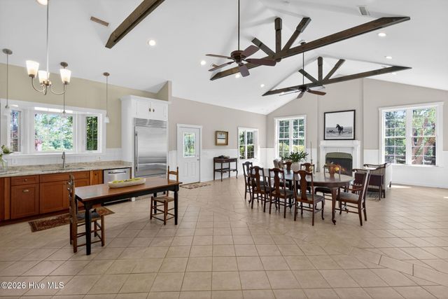 2265 Lakebay Road, Vass, NC 28394
