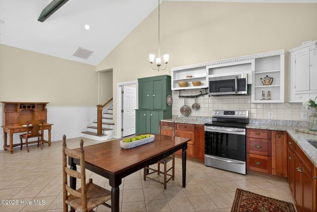 2265 Lakebay Road, Vass, NC 28394
