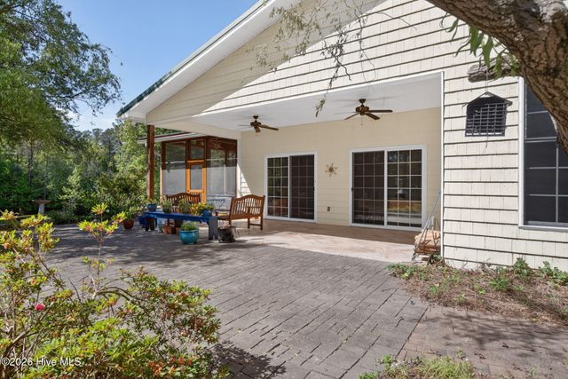 2265 Lakebay Road, Vass, NC 28394