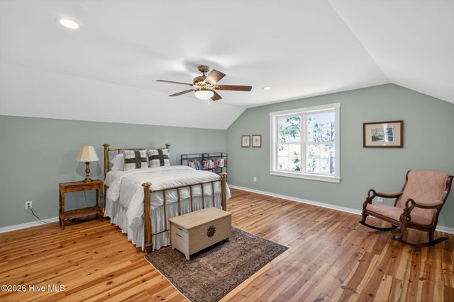 2265 Lakebay Road, Vass, NC 28394