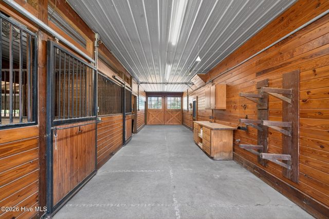 2265 Lakebay Road, Vass, NC 28394