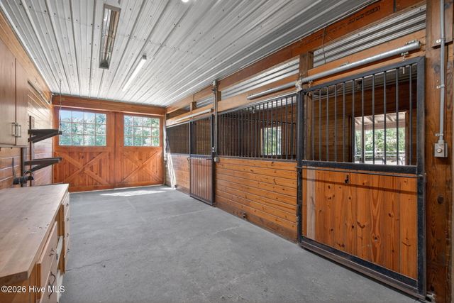 2265 Lakebay Road, Vass, NC 28394