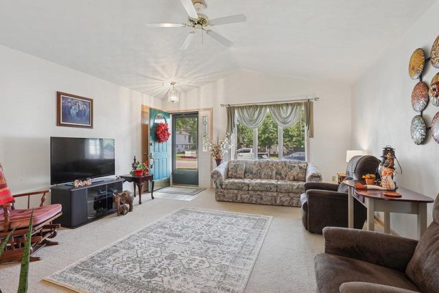 100 BENTWOOD DRIVE, Brillion, WI 54110