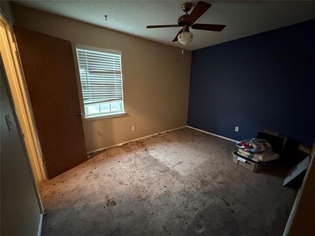 11421 N May Avenue A, Oklahoma City, OK 73120