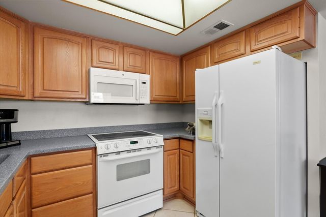 7910 E Camelback Road Unit 312, Scottsdale, AZ 85251