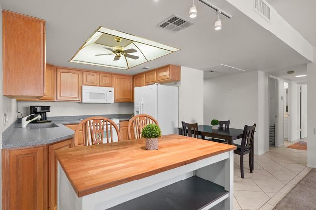 7910 E Camelback Road Unit 312, Scottsdale, AZ 85251