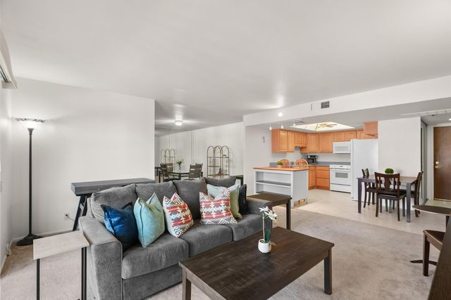 7910 E Camelback Road Unit 312, Scottsdale, AZ 85251