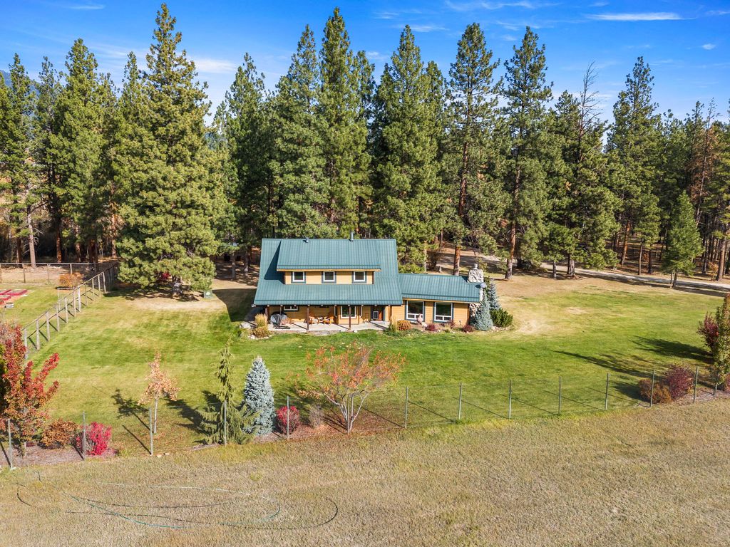 1862 Mountain Meadow Lane, Victor, MT 59875 photo 3