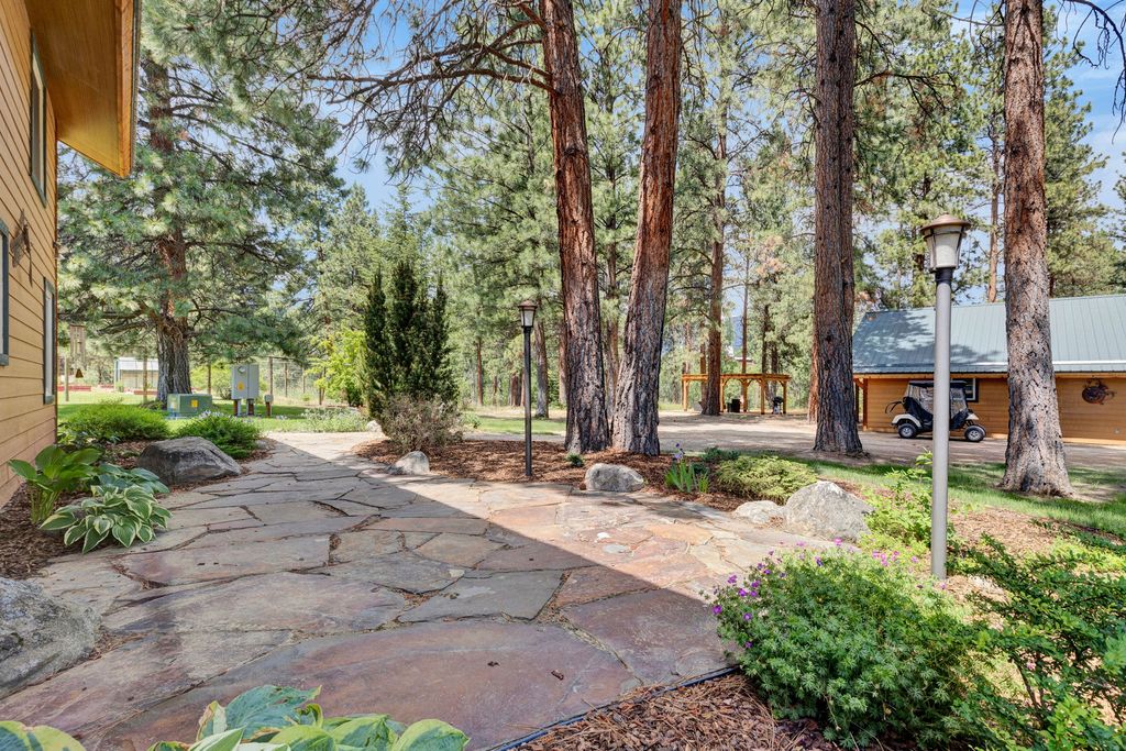 1862 Mountain Meadow Lane, Victor, MT 59875 photo 46