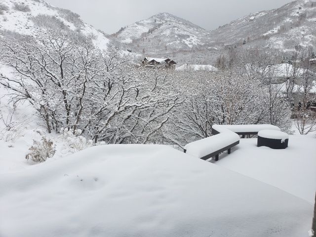 3381 E 9980 S, Sandy, UT 84092