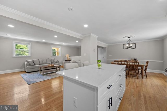3906 FOXHILL DR, Ellicott City, MD 21042
