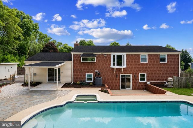 3906 FOXHILL DR, Ellicott City, MD 21042