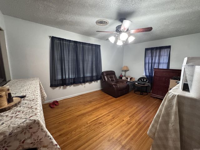 813 N Gray Street, Jacksonville, AR 72076