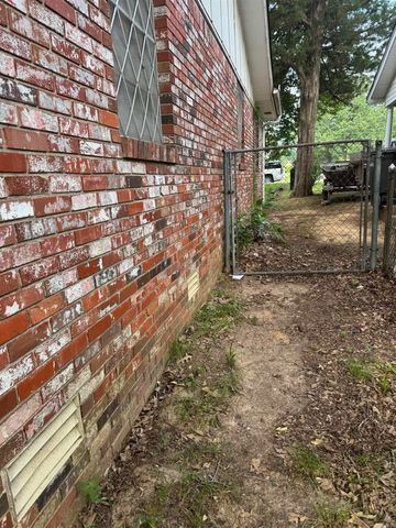 813 N Gray Street, Jacksonville, AR 72076