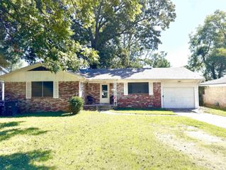 813 N Gray Street, Jacksonville, AR 72076