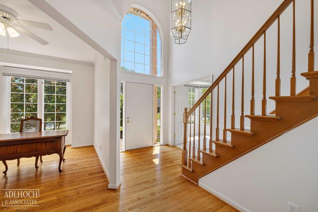 21473 Goethe Street, Grosse Pointe Woods, MI 48236