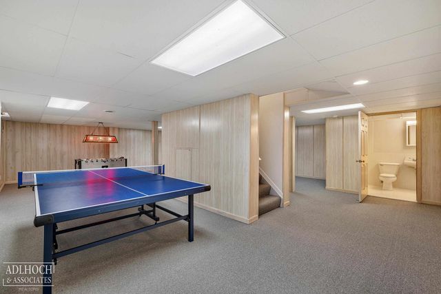 21473 Goethe Street, Grosse Pointe Woods, MI 48236