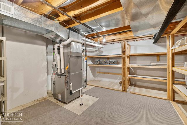 21473 Goethe Street, Grosse Pointe Woods, MI 48236