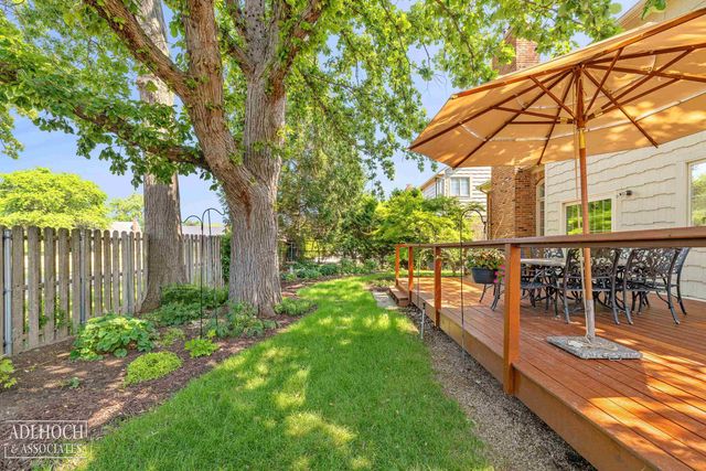 21473 Goethe Street, Grosse Pointe Woods, MI 48236