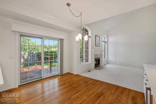 21473 Goethe Street, Grosse Pointe Woods, MI 48236