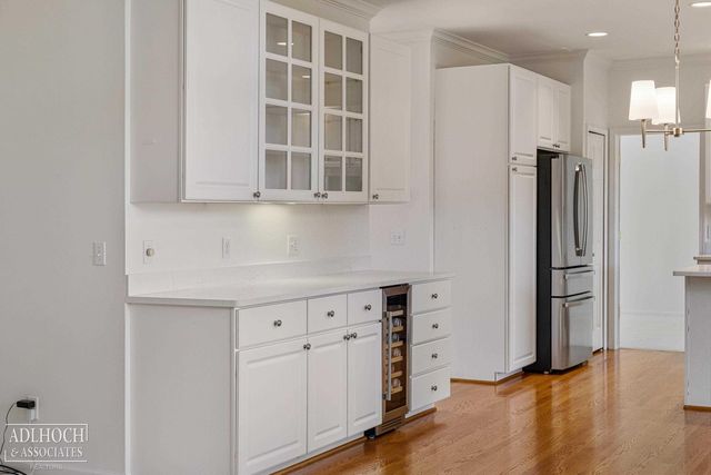21473 Goethe Street, Grosse Pointe Woods, MI 48236
