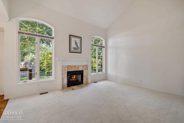 21473 Goethe Street, Grosse Pointe Woods, MI 48236