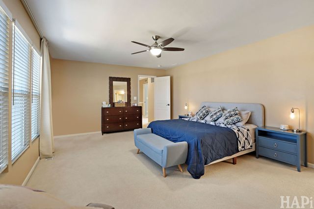 430 Tuscany Drive, Algonquin, IL 60102