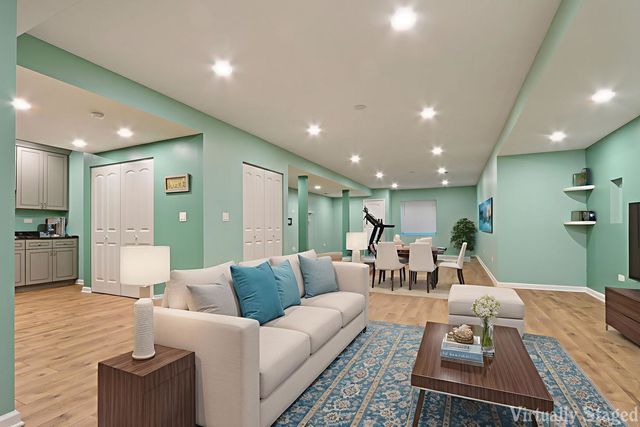 430 Tuscany Drive, Algonquin, IL 60102