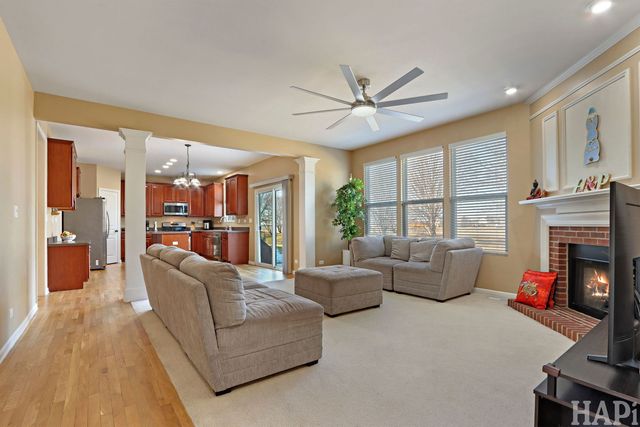 430 Tuscany Drive, Algonquin, IL 60102