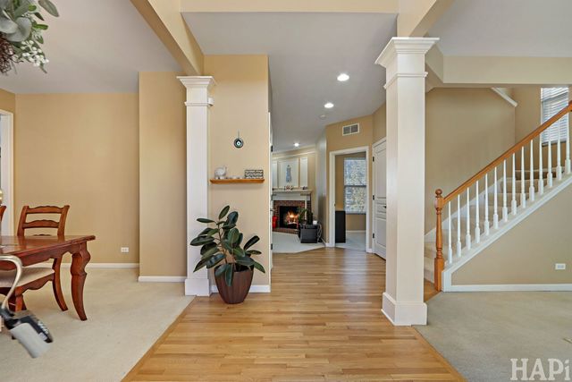 430 Tuscany Drive, Algonquin, IL 60102