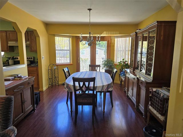 92 Hawthorne Street, Mastic, NY 11950
