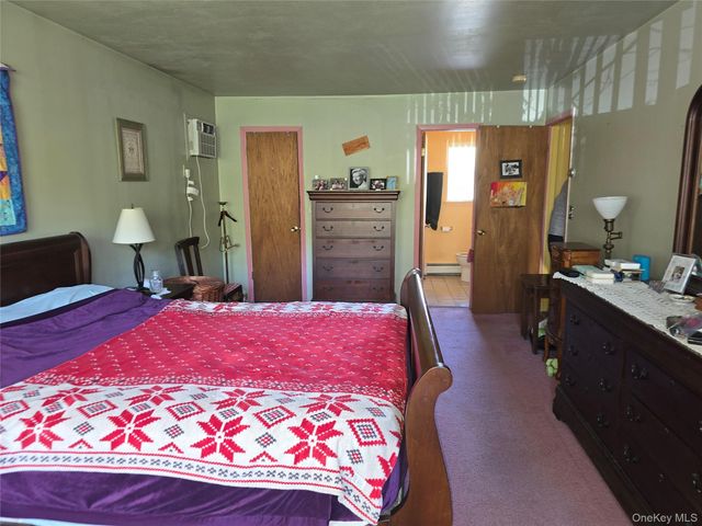 92 Hawthorne Street, Mastic, NY 11950